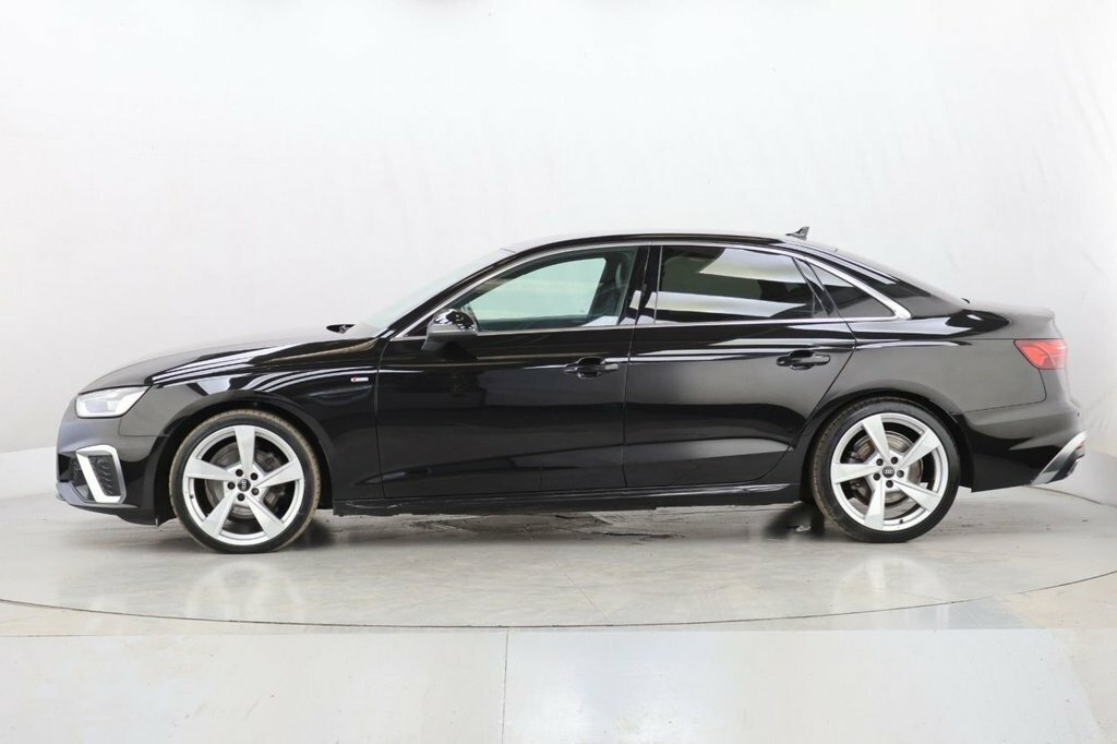 Audi A4 2L S Line NL72VFV Black #4