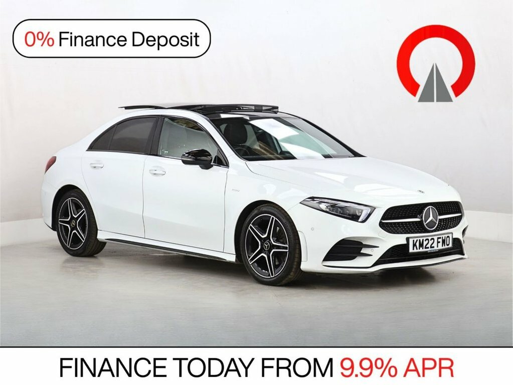 Mercedes-Benz A Class 2L Amg Line Edition KM22FWO White