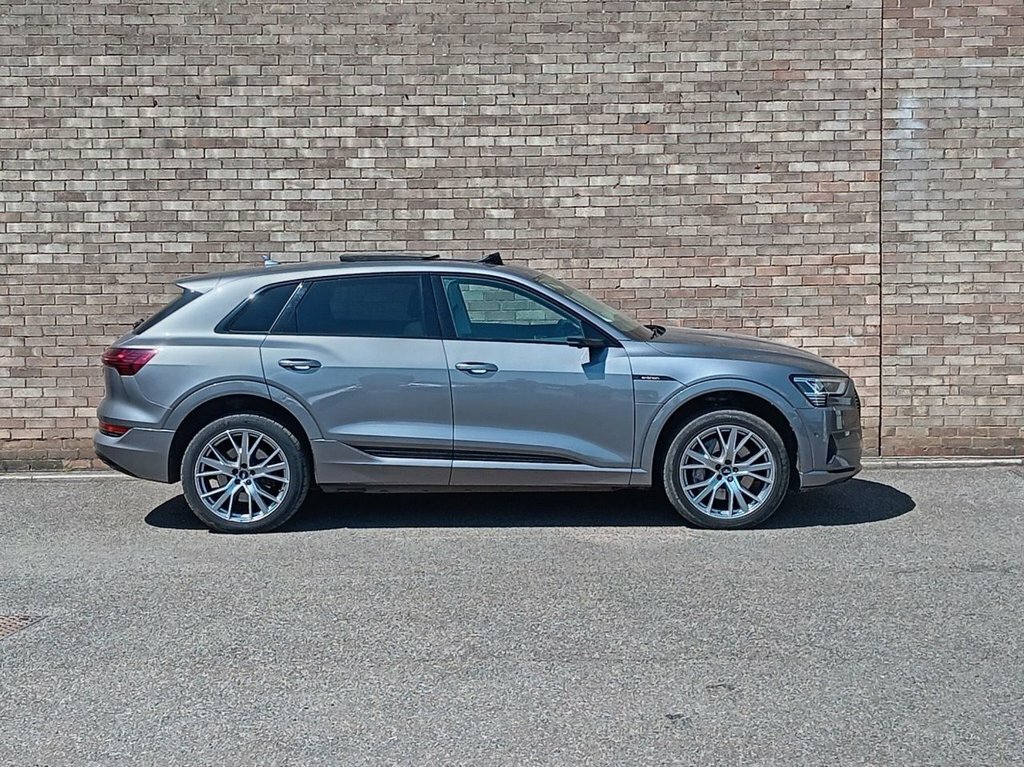 Audi E-tron Quattro Launch Edition Grey #4