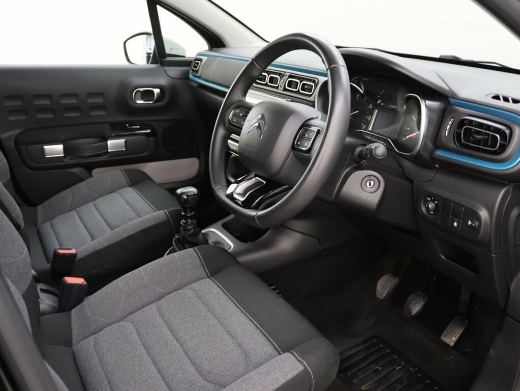 Citroen C3 1.2L Shine Plus Black #6