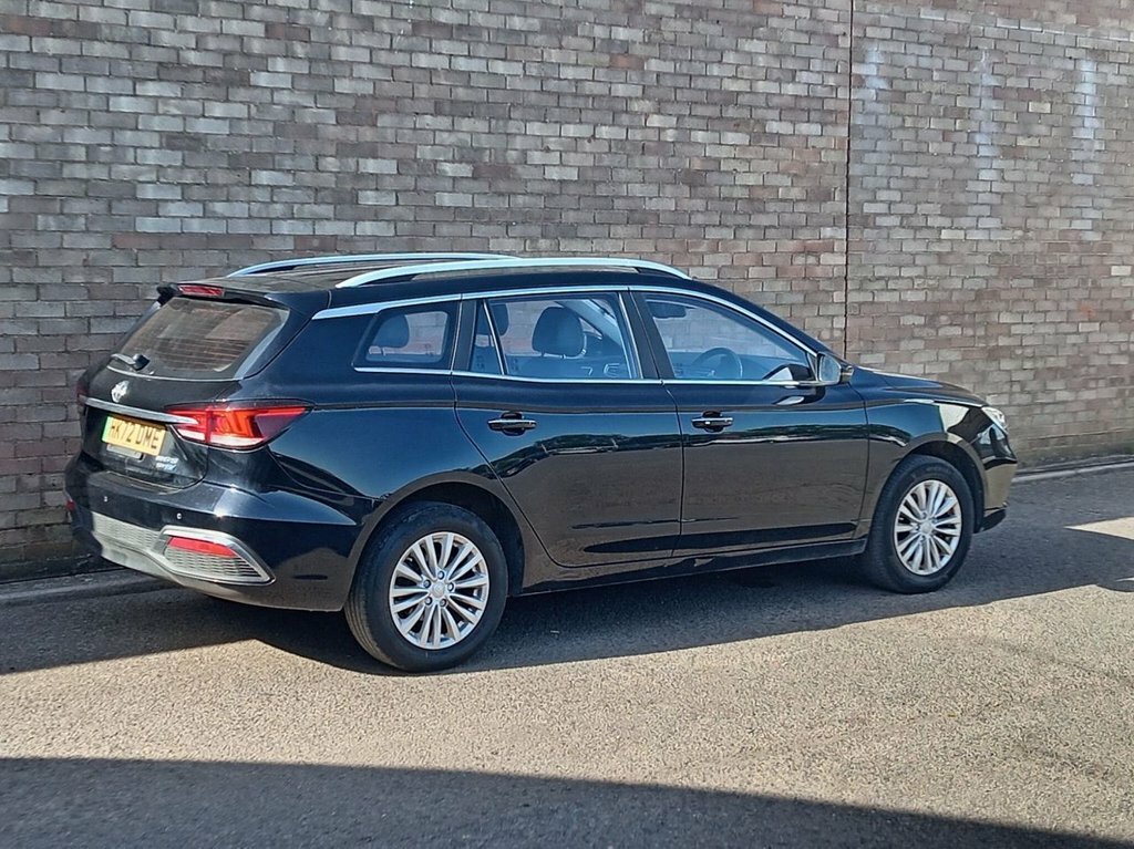 MG MG5 Estate Black #4