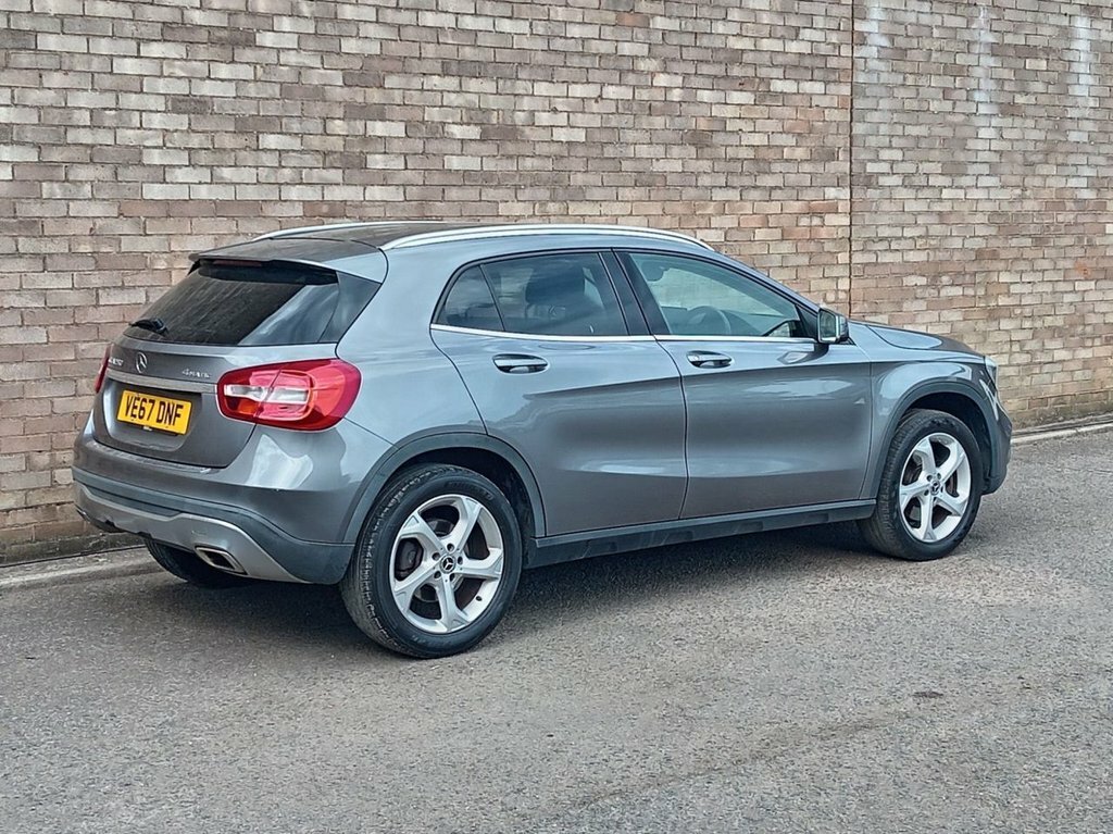 Mercedes-Benz GLA Class 2L Sport VE67DNF Grey #4