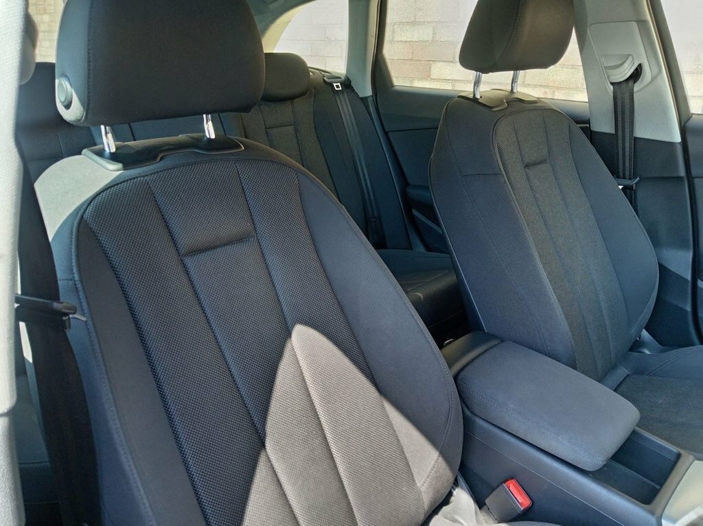 Audi A4 Avant 2L Technik Grey #4