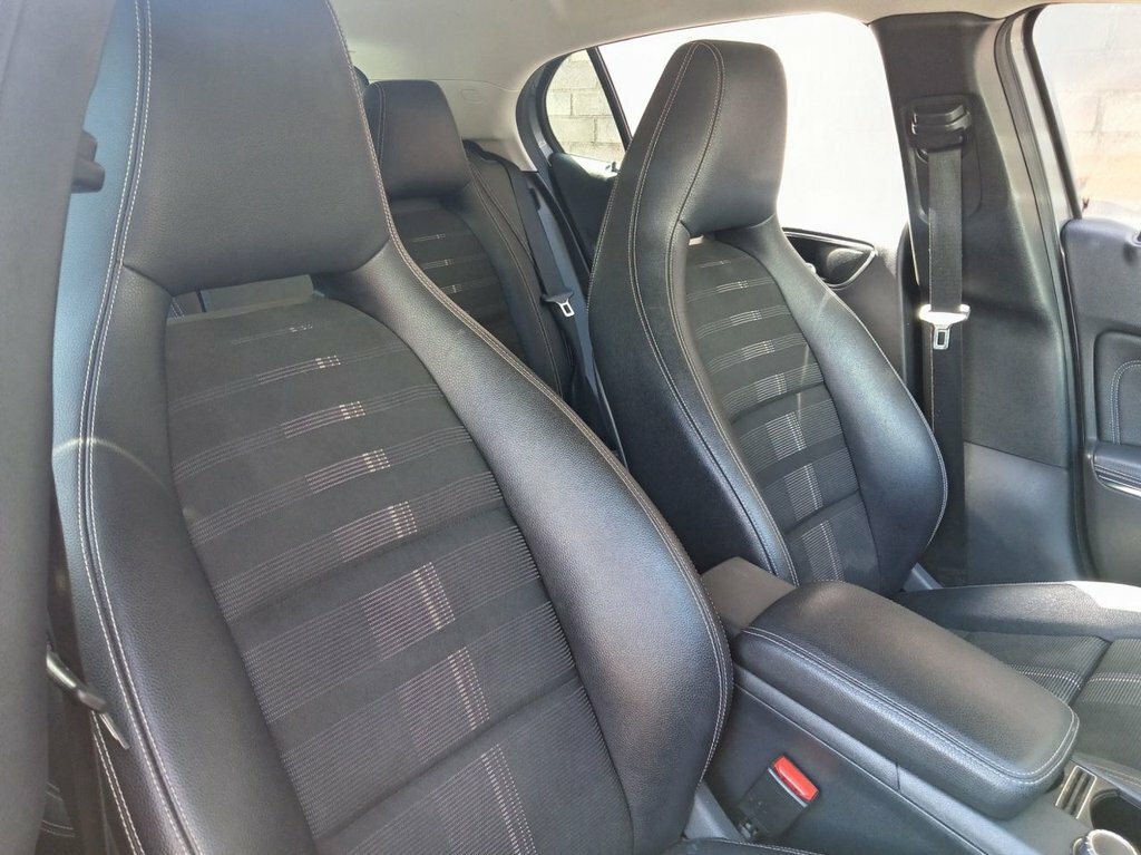 Mercedes-Benz GLA Class 1.6L Urban Edition Grey #4