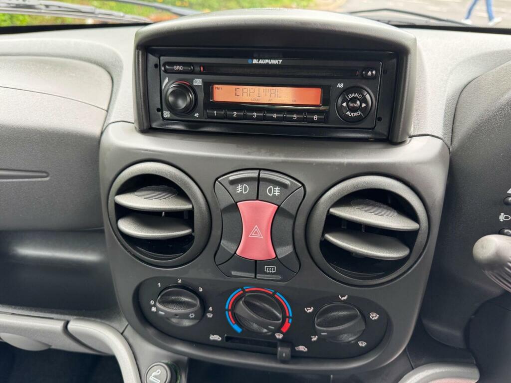 Fiat Doblo 1.9 Multijet Dynamic Beige #18