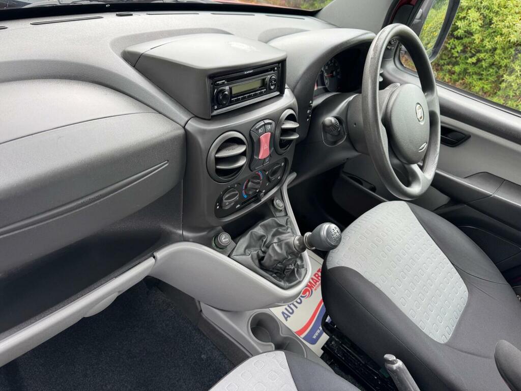 Fiat Doblo 1.9 Multijet Dynamic Beige #14