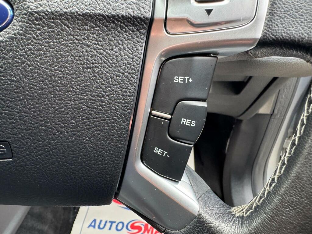 Ford Mondeo Saloon Grey #22
