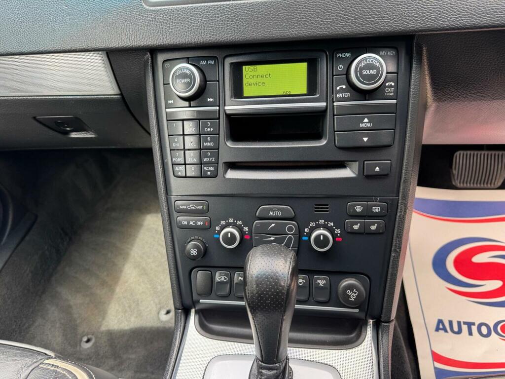 Volvo XC90 2.4 D5 Executive Awd Silver #22