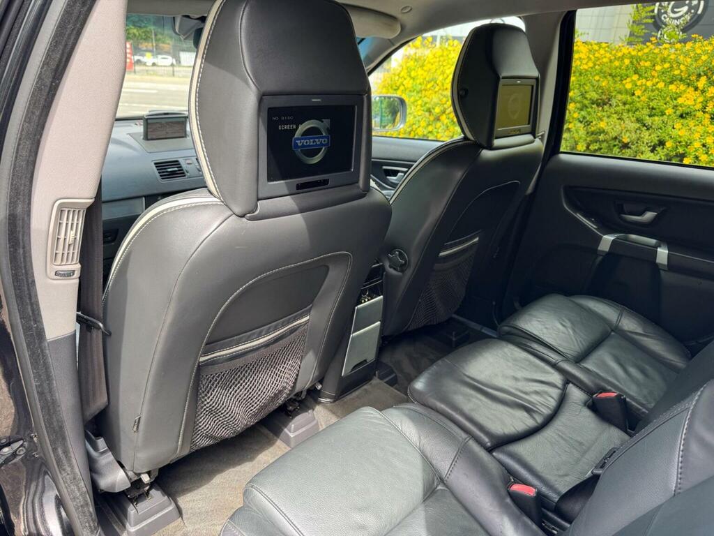 Volvo XC90 2.4 D5 Executive Awd Silver #48