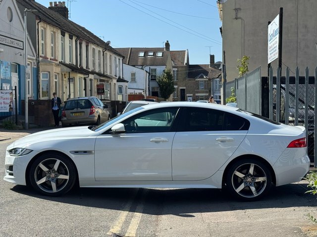 Jaguar XE 2.0D R-sport Euro 6 S S White #2
