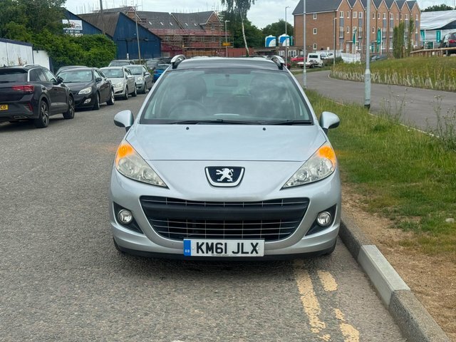 Peugeot 207 SW 1.6 Hdi Allure Euro 5 Silver #2