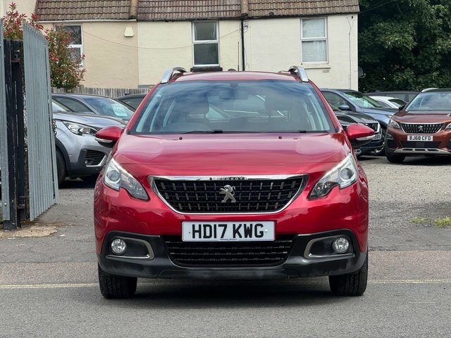 Peugeot 2008 1.2 Puretech Active Euro 6 Red