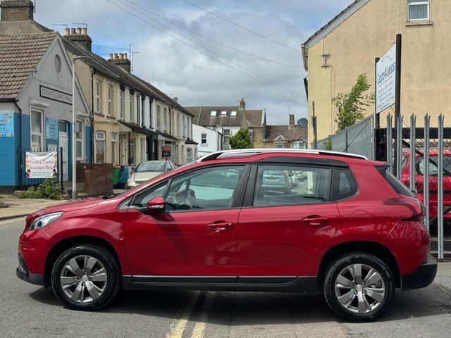 Peugeot 2008 1.2 Puretech Active Euro 6 HD17KWG Red #6