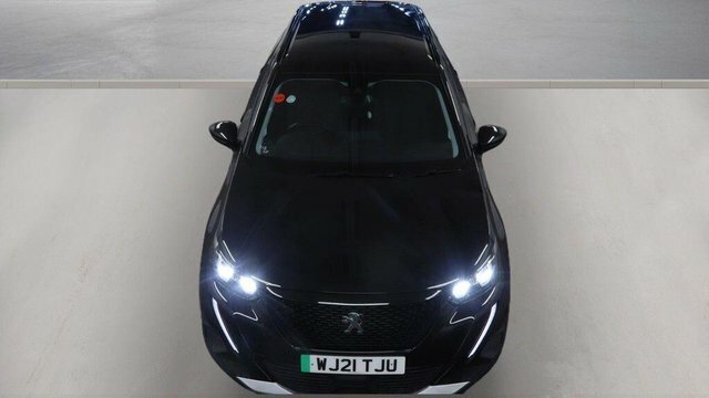 Peugeot e-2008 50Kwh Allure Black #2