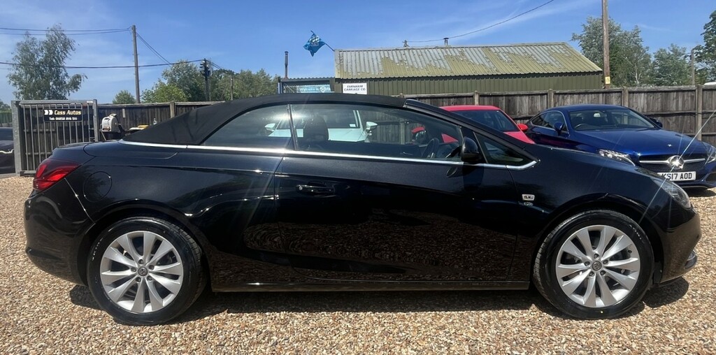 Vauxhall Cascada 1.6 T 16V Elite Black #3