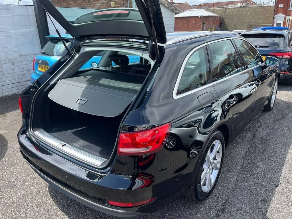 Audi A4 1.4T Fsi Sport HF67UUY Black #5