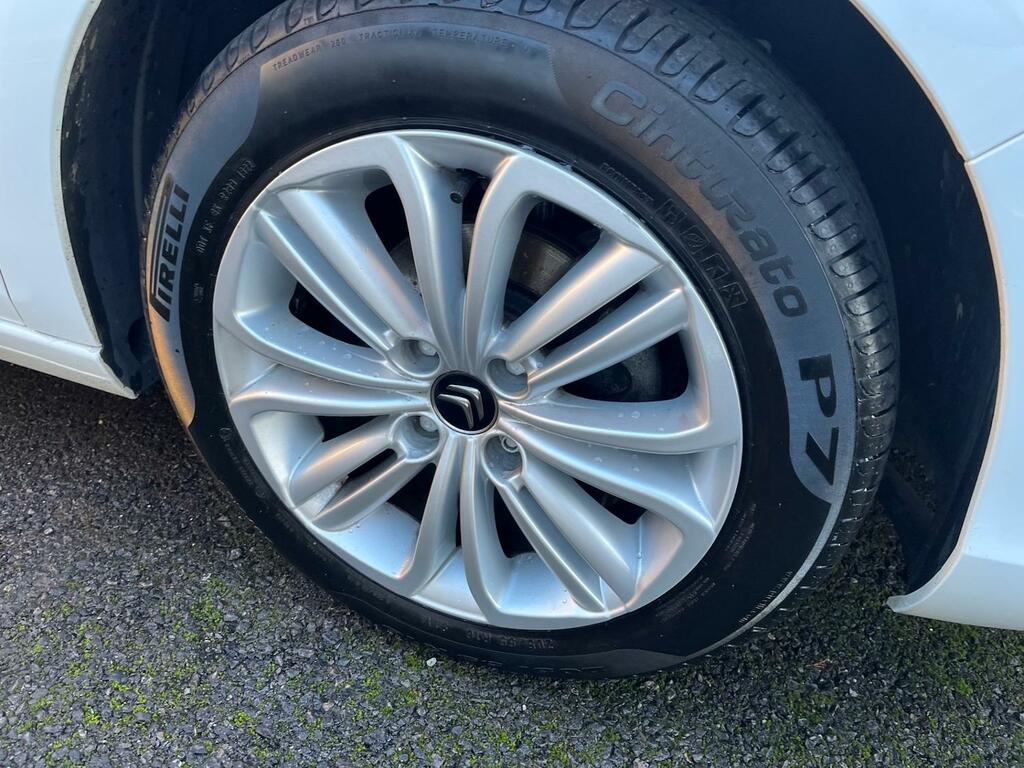 Citroen C4 1.6 Bluehdi Flair White #3