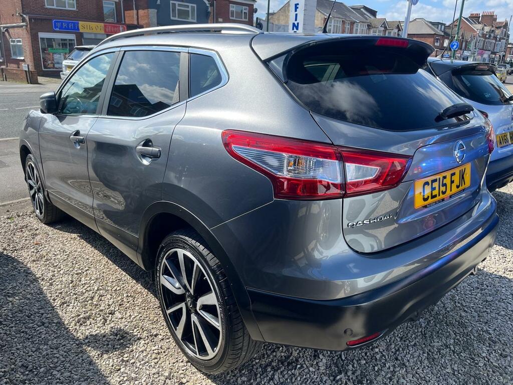 Nissan Qashqai 1.2 Dig-t Tekna CE15FJK Grey #4