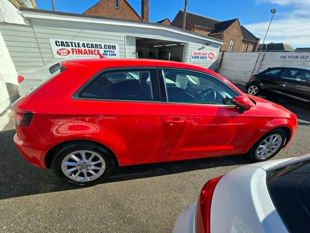 Audi A3 1.4 Tfsi 150 Se S Tronic HJ16ZWK Red #5