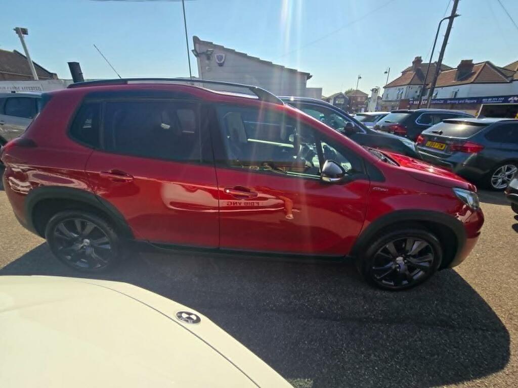 Peugeot 2008 1.5 Bluehdi 100 Gt Line KT18VHR Red #5