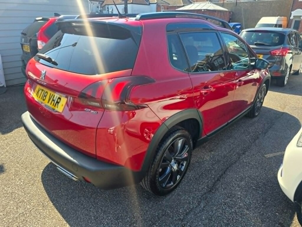 Peugeot 2008 1.5 Bluehdi 100 Gt Line KT18VHR Red #6