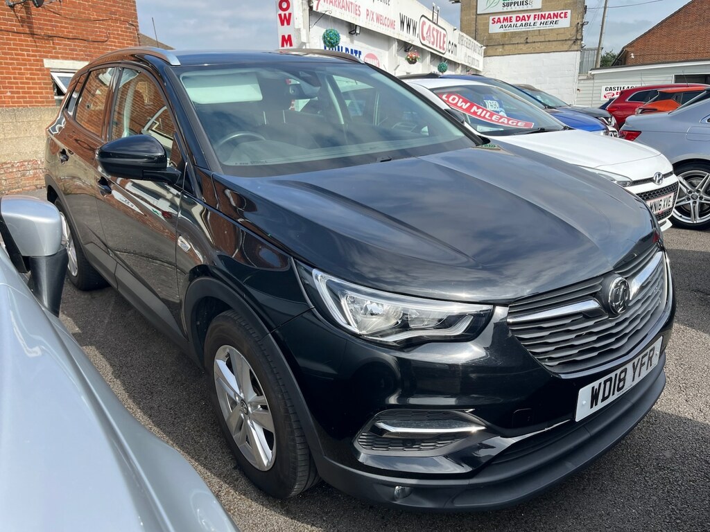 Vauxhall Grandland X 1.2 Turbo Se Black