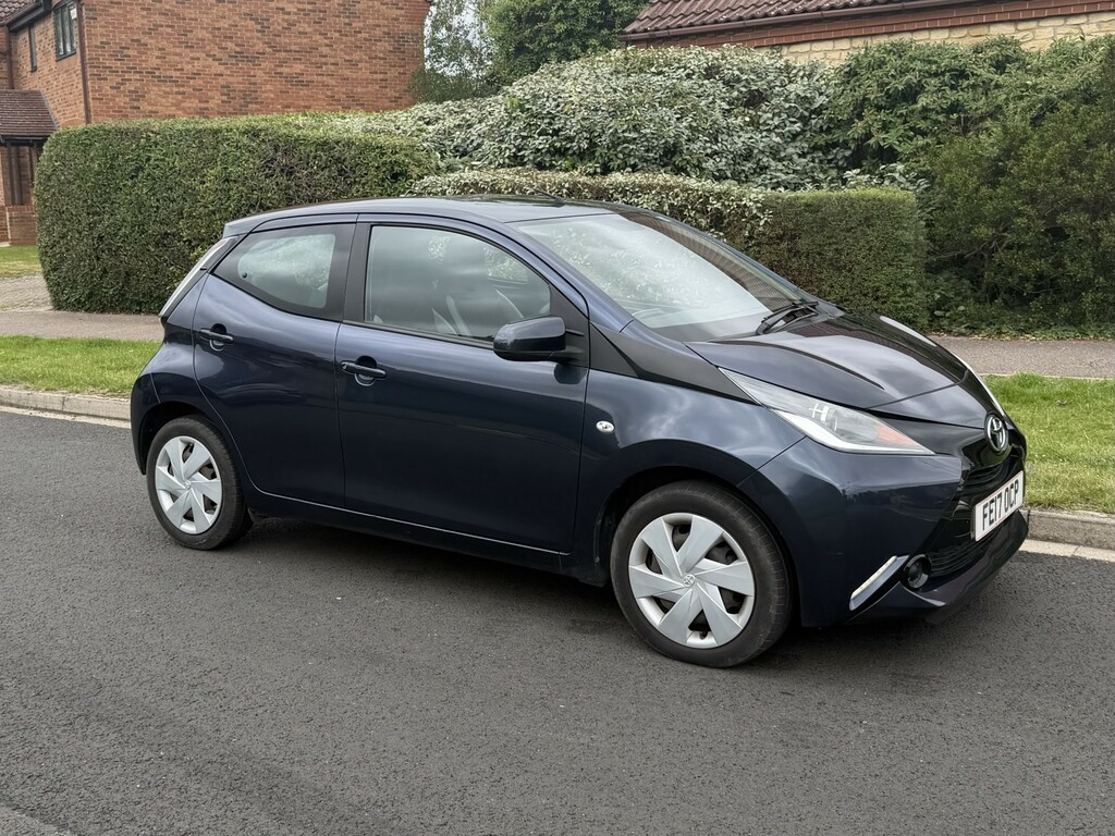 Toyota Aygo 1.0 Vvt-i X-play 201717 Blue #2