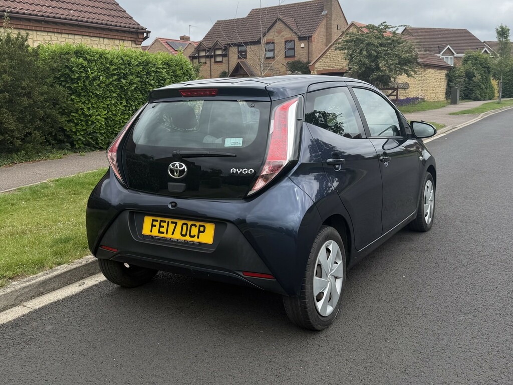Toyota Aygo 1.0 Vvt-i X-play 201717 Blue #4