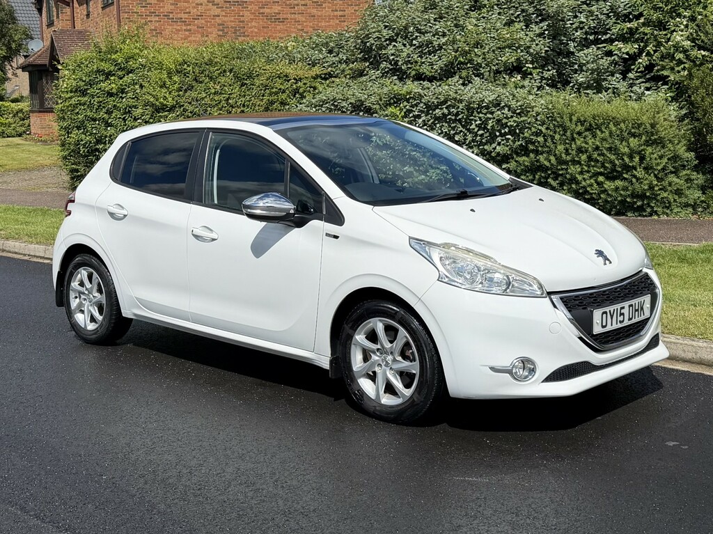 Peugeot 208 1.2 Vti Puretech Style White #2