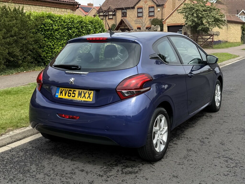 Peugeot 208 1.2 Puretech Active Blue #4