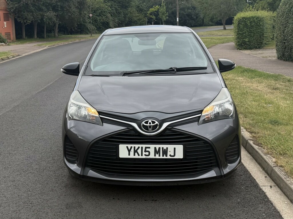 Toyota Yaris Icon Grey #9