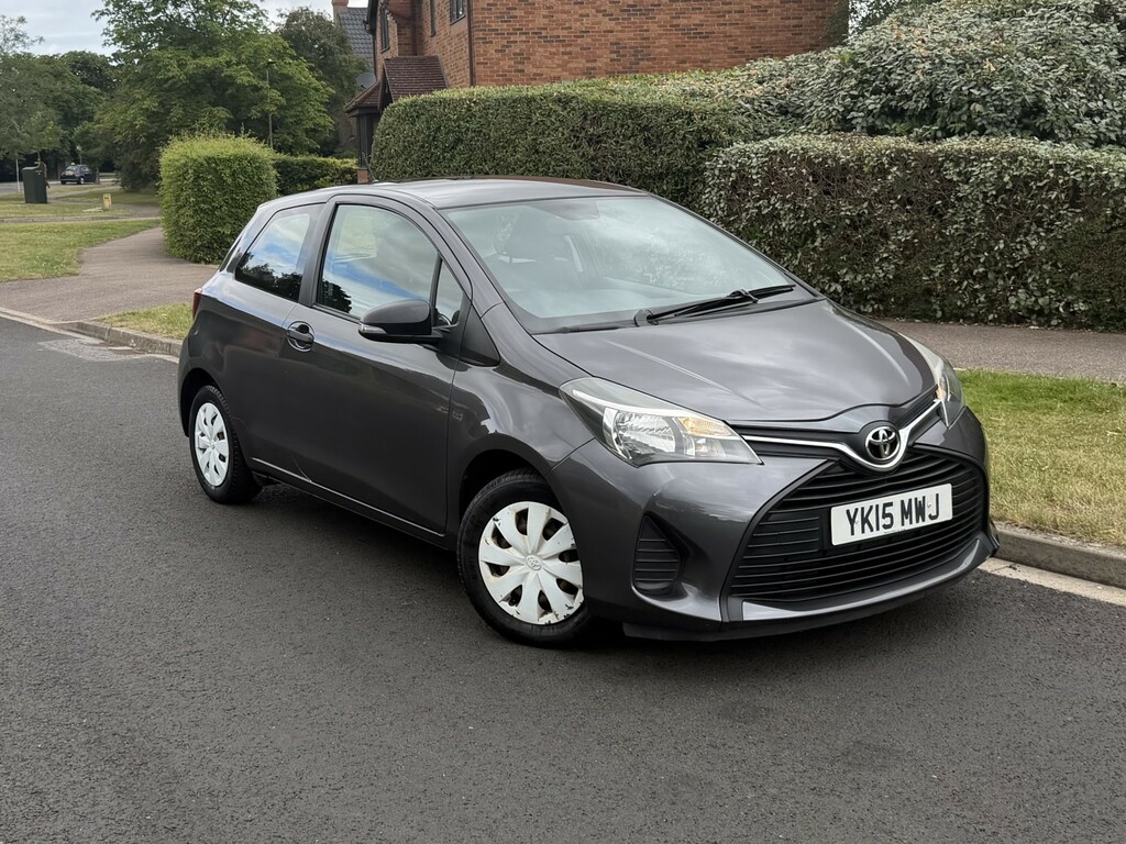 Toyota Yaris 1.0 Vvt-i Active Grey