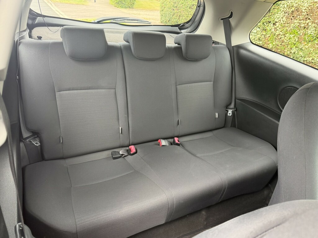 Toyota Yaris Icon Grey #14