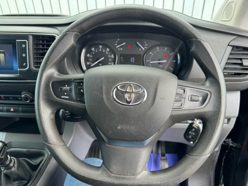 Toyota PROACE 1.5D 120 Icon Van #21