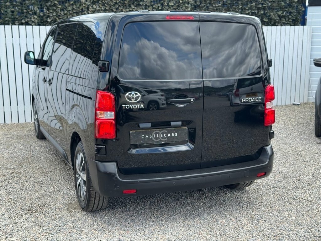 Toyota PROACE 1.5L Icon 6Dr Black #4