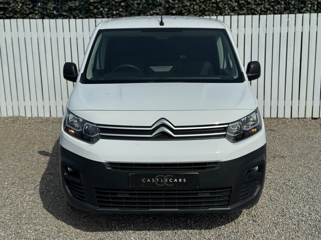 Citroen Berlingo 1.5L Enterprise M Pro CA71FVT White #2