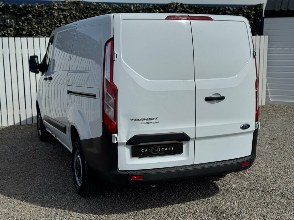 Ford Transit Custom 2L Leader SL72VRC White #4