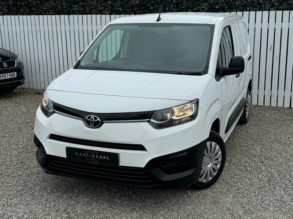 Toyota Proace City 1.5L Active White #3
