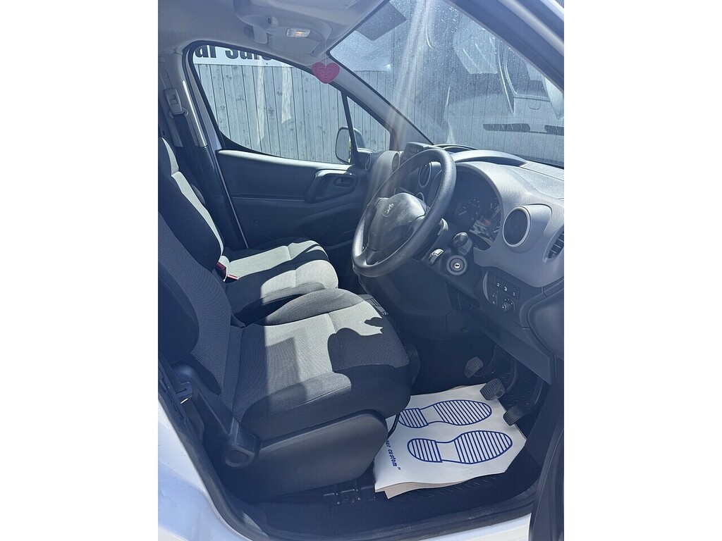 Peugeot Partner Bluehdi 854 Professional White