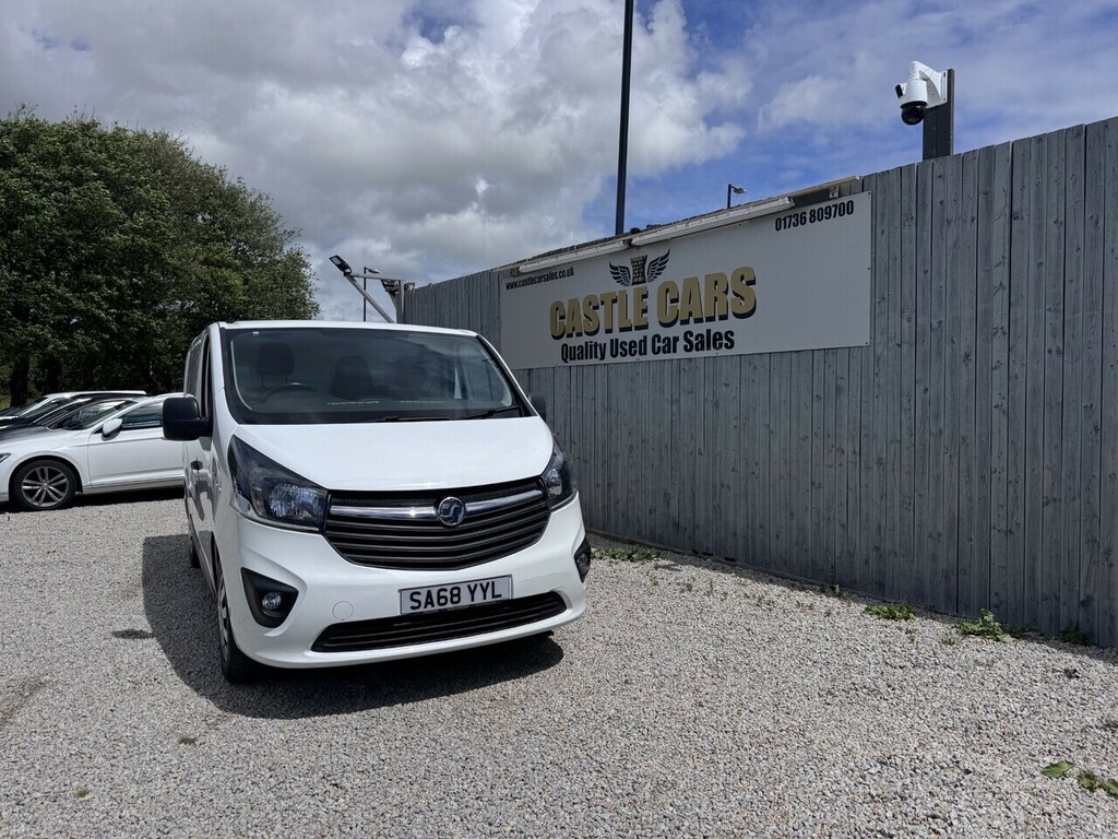 Vauxhall Vivaro Cdti 2700 Sportive White #4