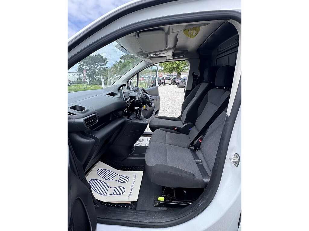 Peugeot Partner Bluehdi Professional Premium White #9