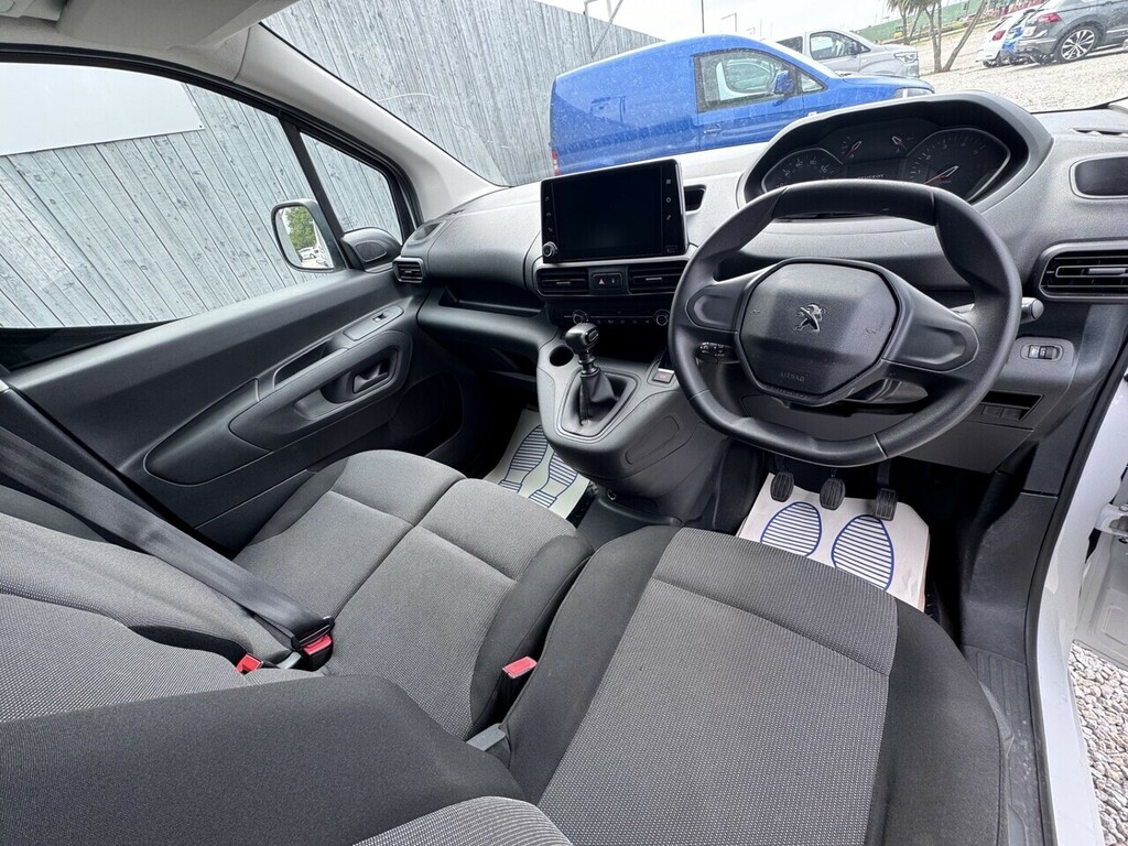 Peugeot Partner Bluehdi Professional Premium White #15