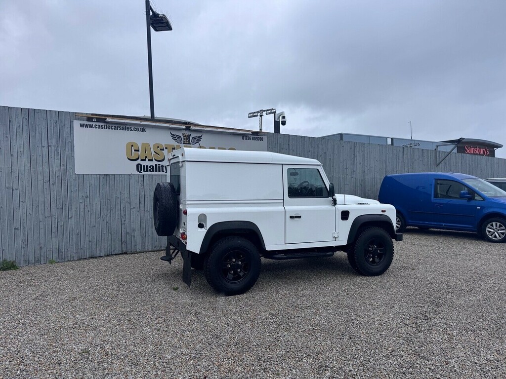 Land Rover Defender 90 2.2L Null Green #14