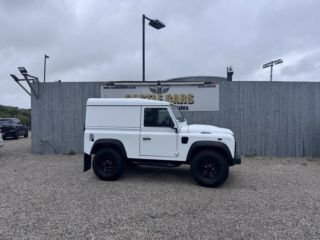 Land Rover Defender 90 Tdci White #2
