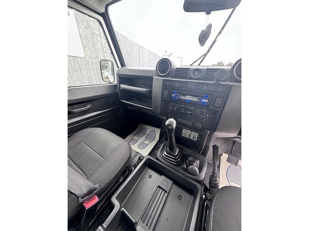Land Rover Defender 90 2.2L Null Green #11