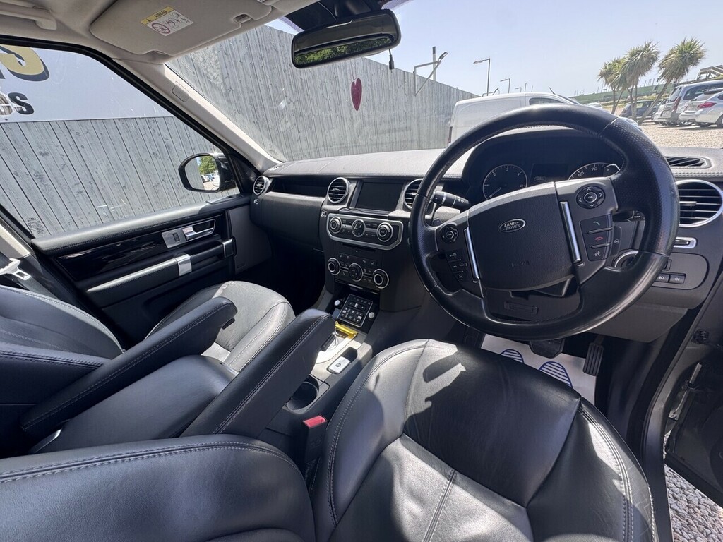 Land Rover Discovery 4 3L Hse Black #8