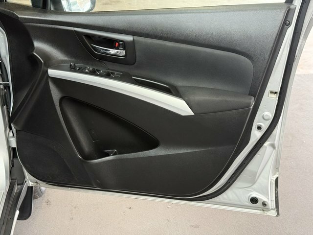 Suzuki SX4 S Cross  Black #17