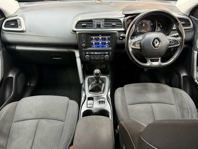 Renault Kadjar 1.2 Tce Dynamique S Nav 2016 White #9