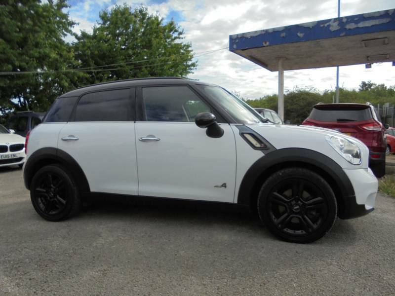 Mini Countryman 1.6 Cooper S All4 - 2012 12 White #2