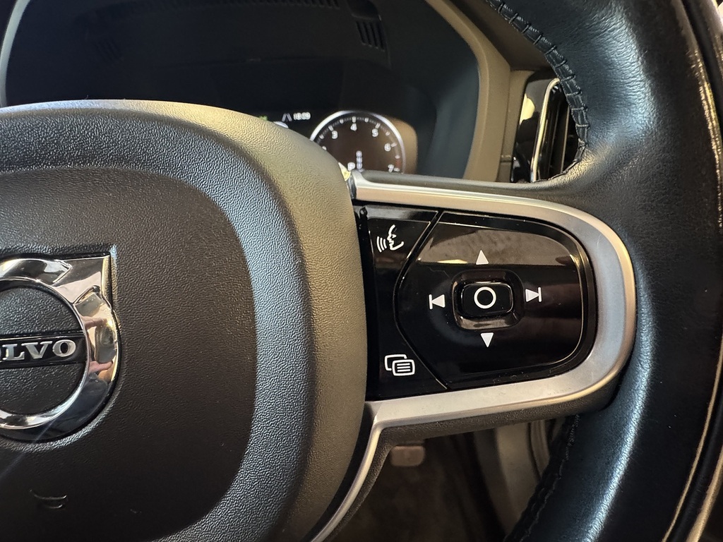 Volvo XC60 R-design Black #33